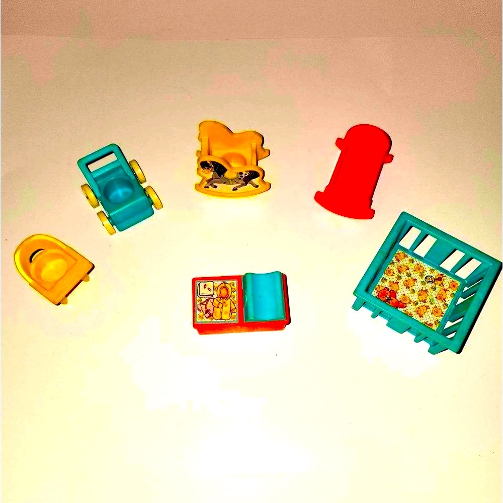Vintage Fisher-Price Little People Nursery Set #761